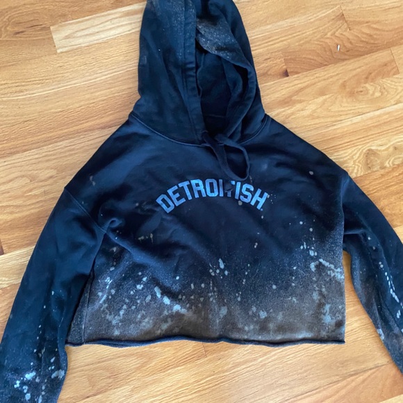 Detroit ish hoodie cropped women’s - Picture 1 of 1